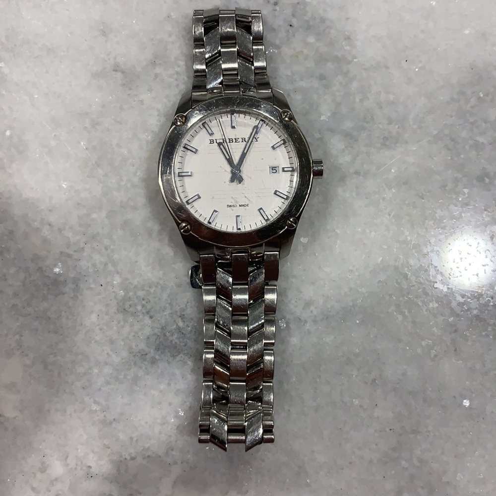 Burberry Men’s Watch - Picture 2 of 3